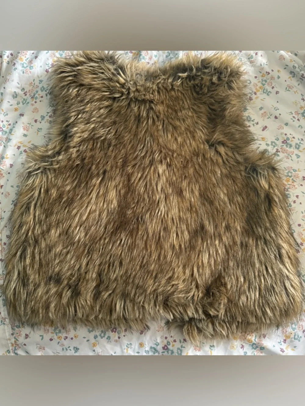 The Children's Place Faux Fur Vest in Brown